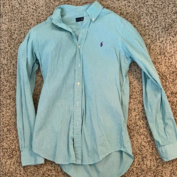 Button down - Picture 1 of 1